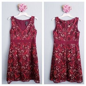 Lace Dress‎